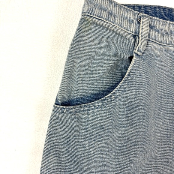 GeeGee Light Wash High Waist Distressed Tapered “Mom” Ankle Baggy Jean Size M - Picture 5 of 15